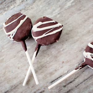 Brownie Lollipops