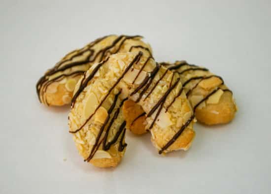 Mini Almond Horns