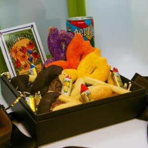 Gourmet Mishloach Manot, contents